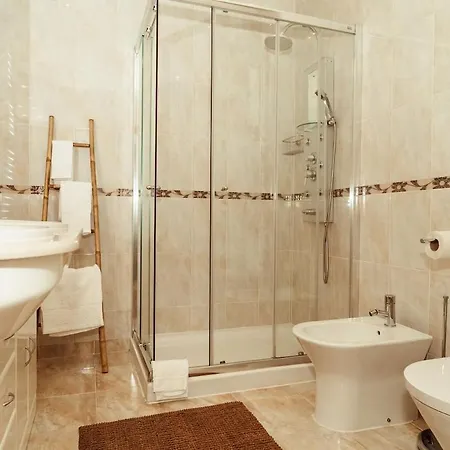 Moledo's Sea House *