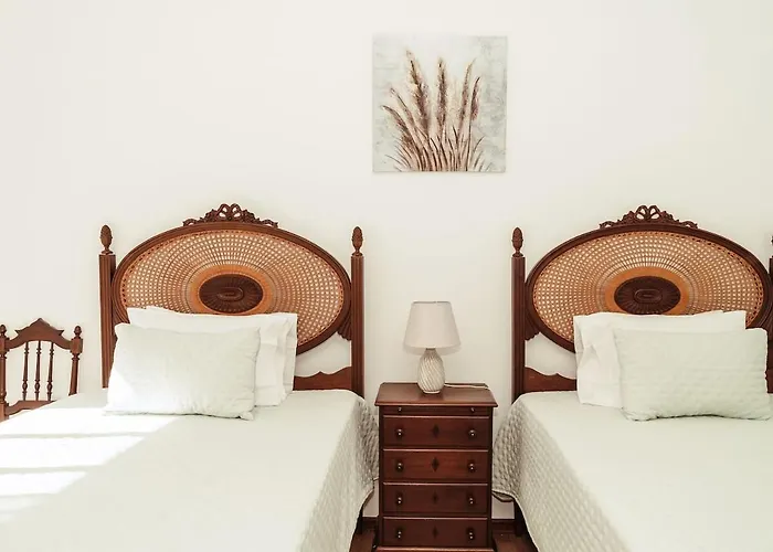 Moledo's Sea House * Moledo