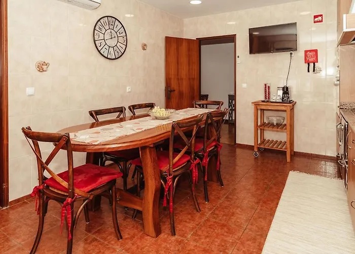 Moledo's Sea House * Moledo